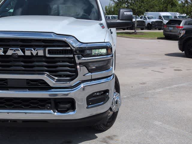 New 2026 RAM 3500 Big Horn AWD/4WD image 11