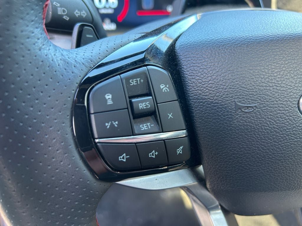 Used 2025 Ford Explorer ST AWD/4WD image 18