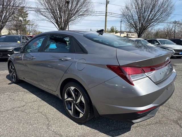 Certified 2023 Hyundai Elantra SEL w/ Convenience Package image 16