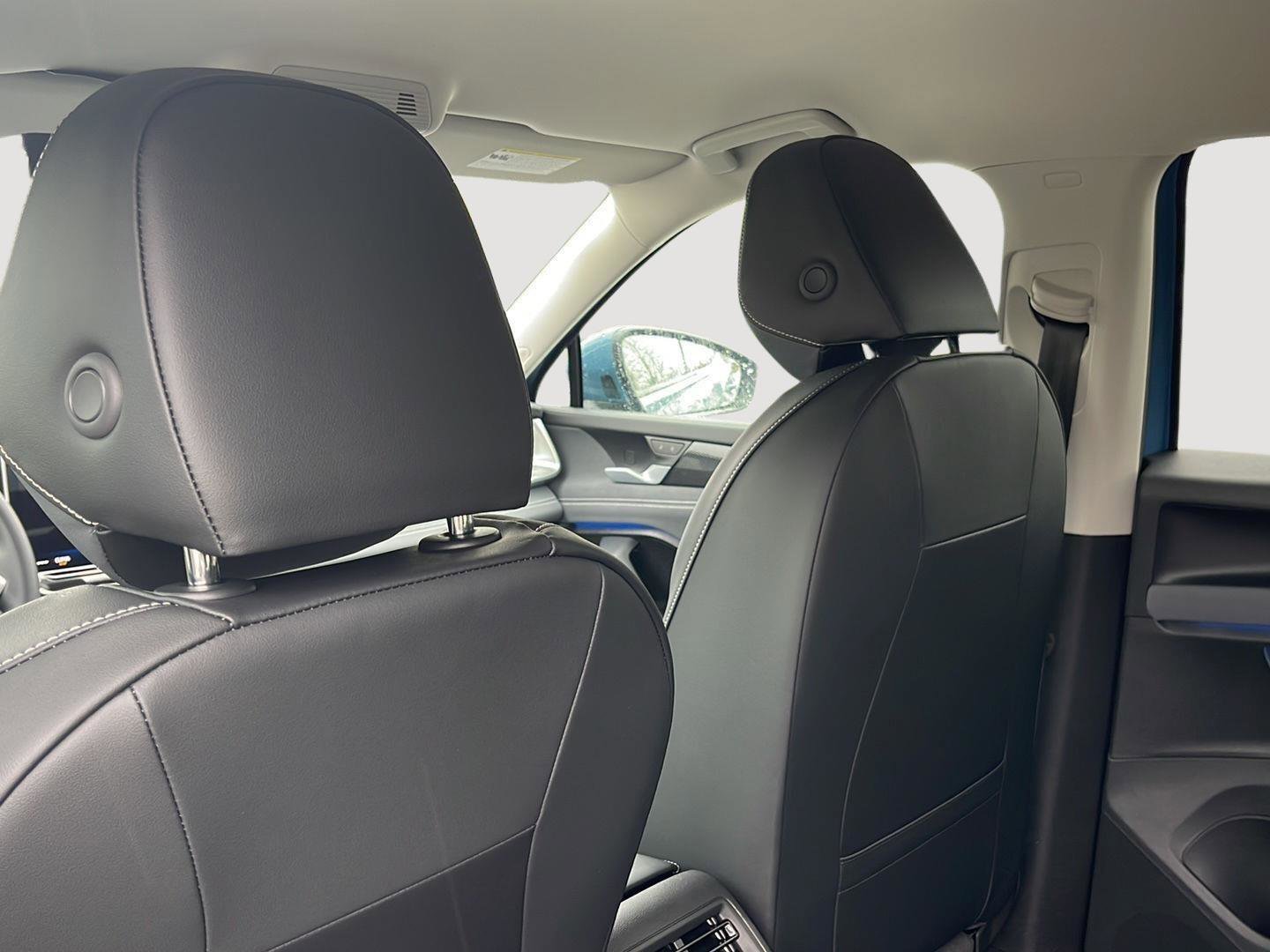 New 2026 Volkswagen Tiguan SE AWD/4WD image 15