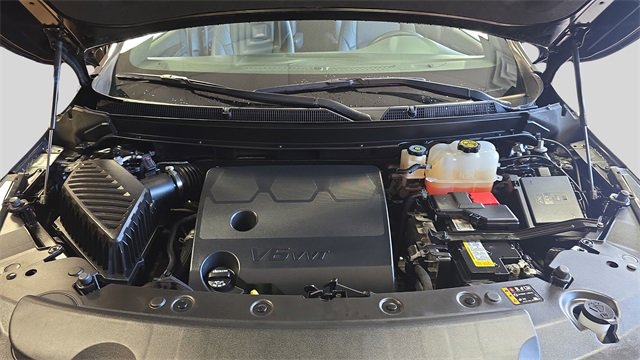 Used 2023 Buick Enclave Essence w/ LPO, Touring Package image 24