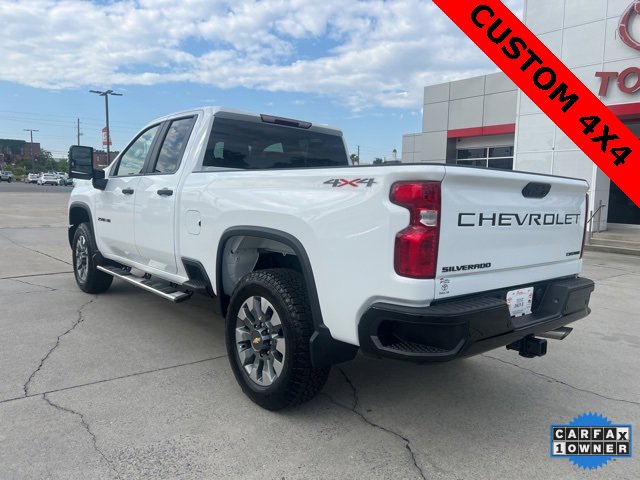 Used 2024 Chevrolet Silverado 2500 Custom w/ Custom Value Package image 7