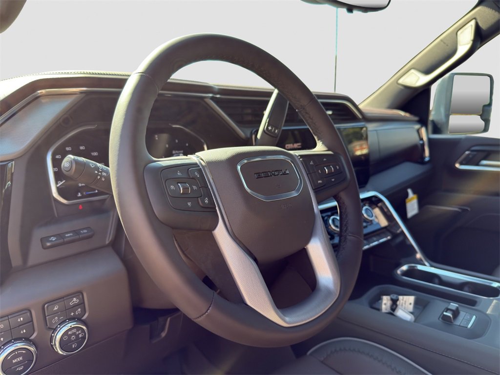 New 2026 GMC Sierra 2500 Denali w/ Denali Reserve Package image 9