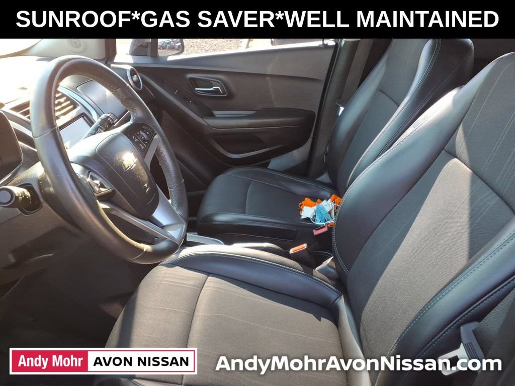 Used 2015 Chevrolet Trax LT w/ LT Sun and Sound Package FWD image 16