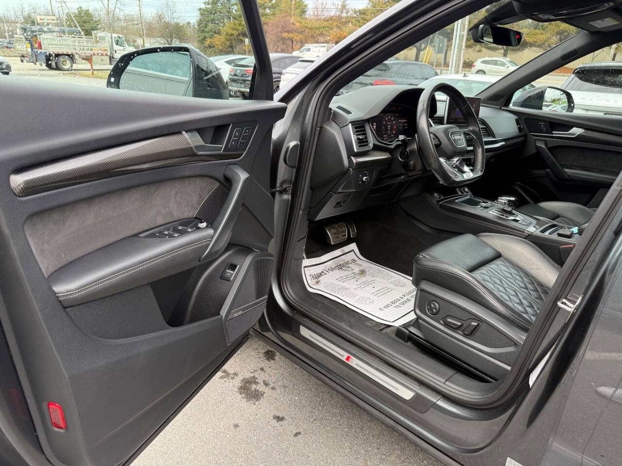 Used 2019 Audi SQ5 Premium Plus w/ Premium Plus Package AWD/4WD image 17