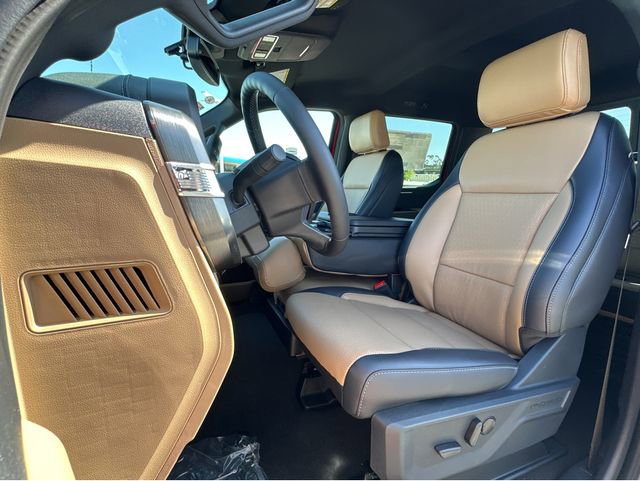 New 2026 Ford F250 Lariat w/ FX4 Off-Road Package image 16