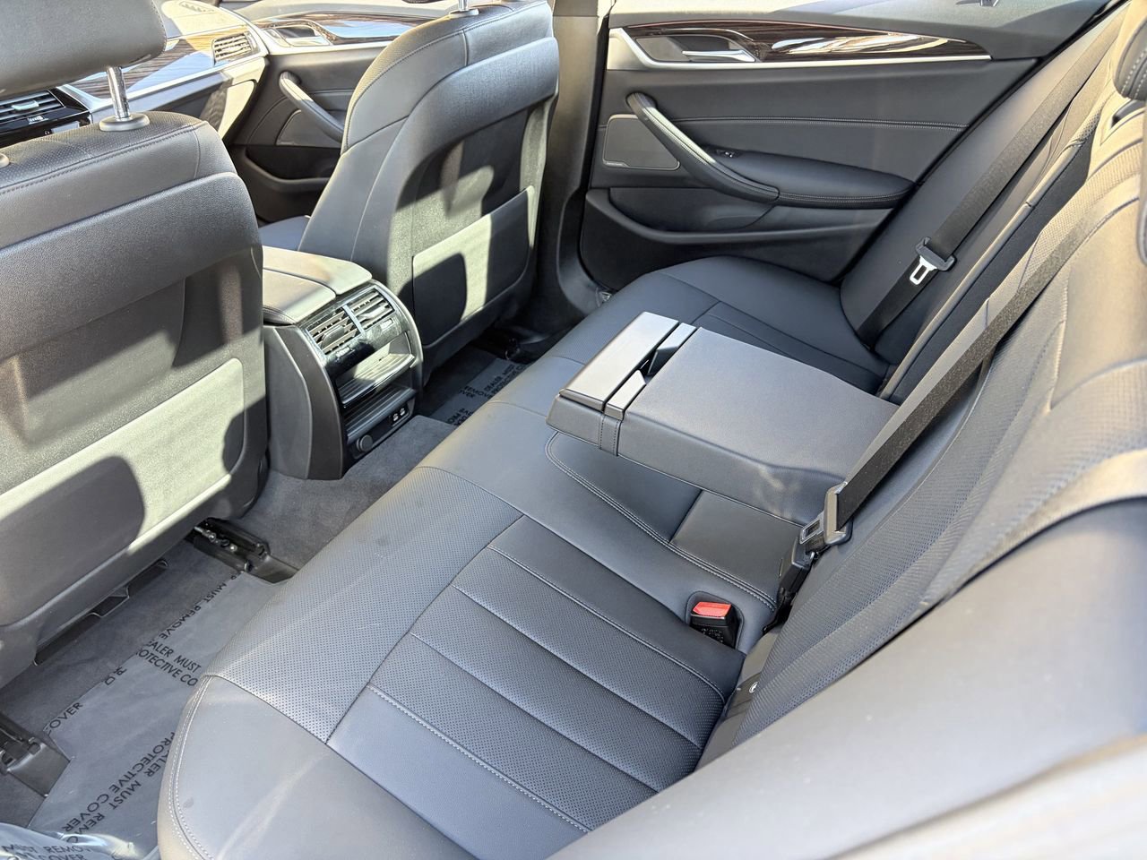 Used 2023 BMW 540i w/ M Sport Package image 16