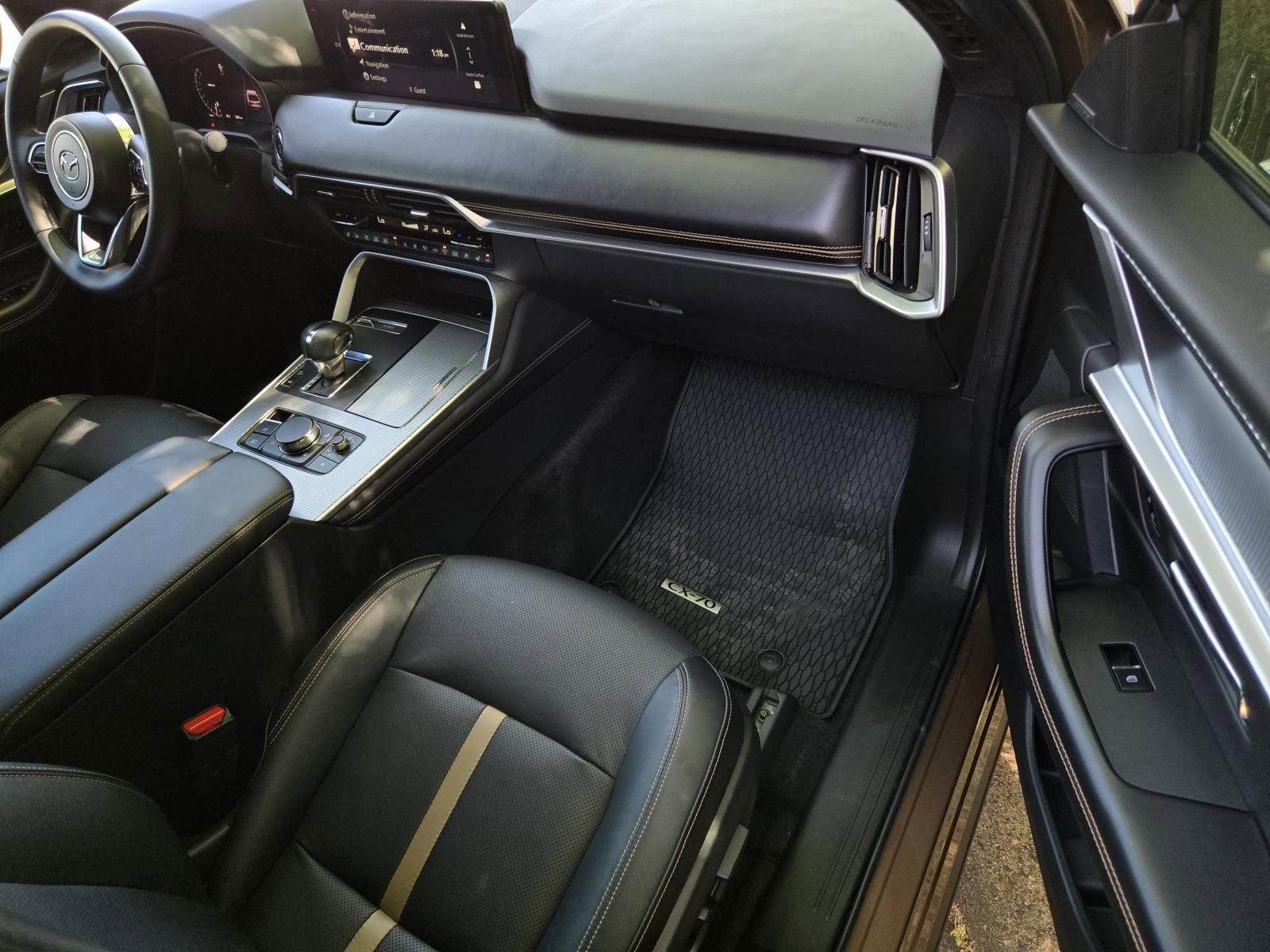 Certified 2025 MAZDA CX-70 3.3 Turbo S w/ Premium Package image 9