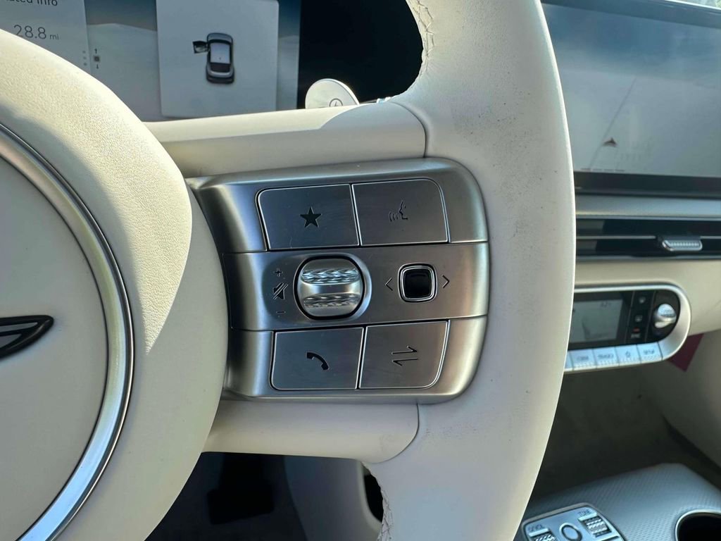 New 2024 Genesis GV60 Advanced w/ Cargo Package image 7