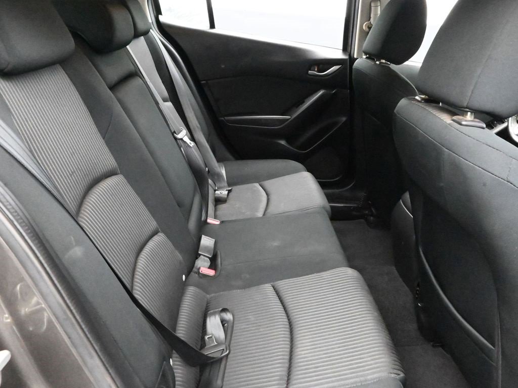 Used 2016 MAZDA MAZDA3 i Touring w/ Popular Equipment Package image 16