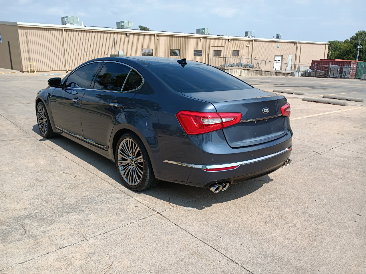 Used 2015 Kia Cadenza Limited image 6