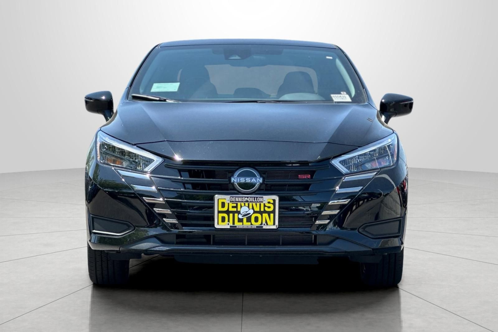 Used 2025 Nissan Versa SR w/ Trunk Package image 9