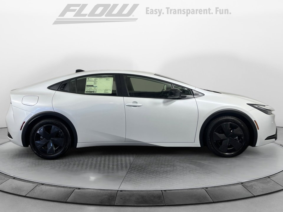 New 2026 Toyota Prius Plug-In Hybrid image 8
