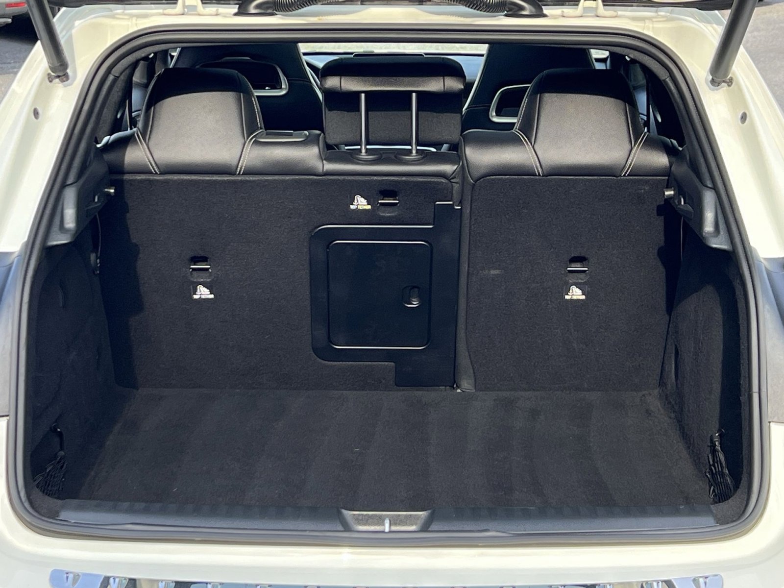 Used 2018 Mercedes-Benz GLA 250 4MATIC image 23