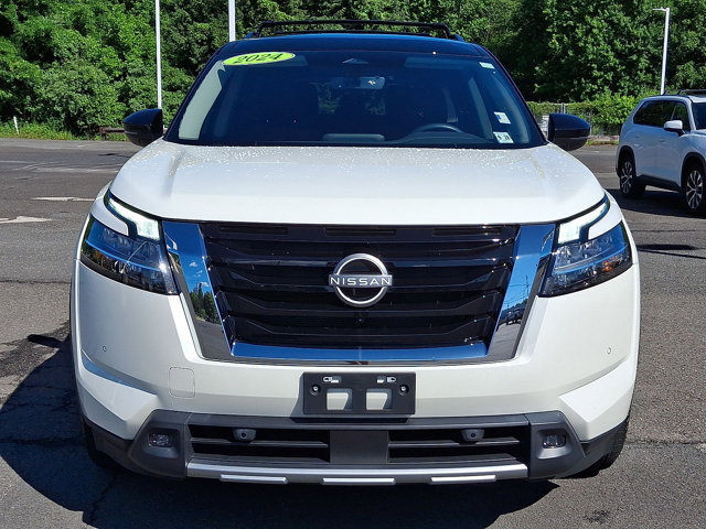 Used 2024 Nissan Pathfinder SL AWD/4WD image 29