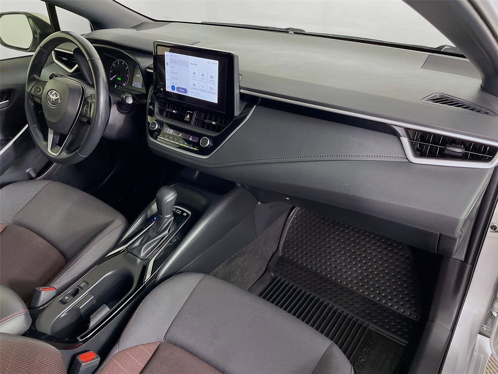 Used 2024 Toyota Corolla SE FWD image 29