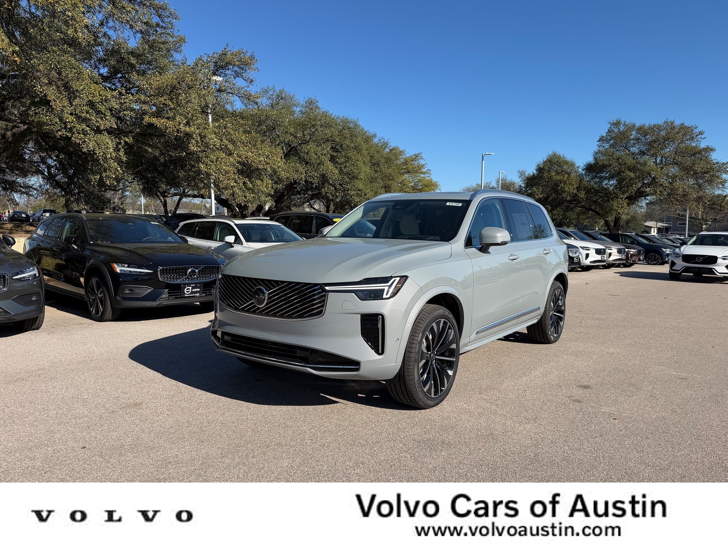 New 2026 Volvo XC90 B6 Ultra w/ Protection Package