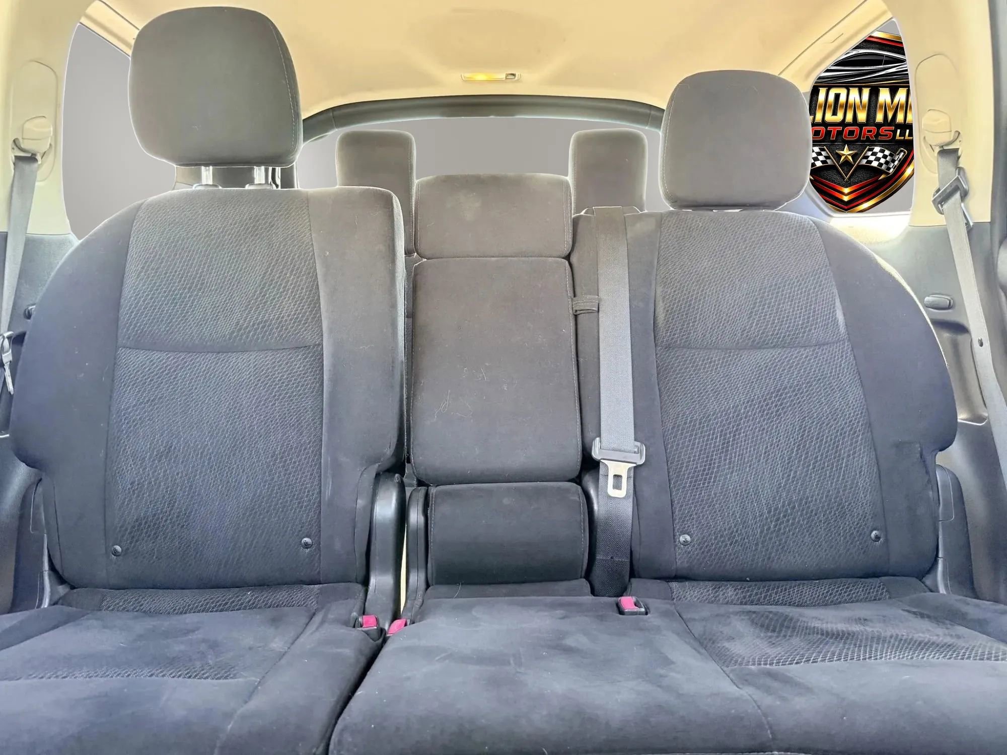 Used 2013 Nissan Pathfinder SV AWD/4WD image 22