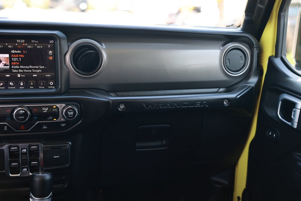 Used 2022 Jeep Wrangler Unlimited Sport AWD/4WD image 30