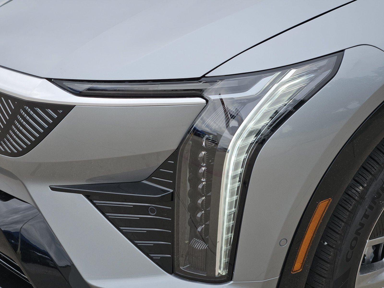 New 2026 Cadillac Optiq Luxury 1 RWD image 5