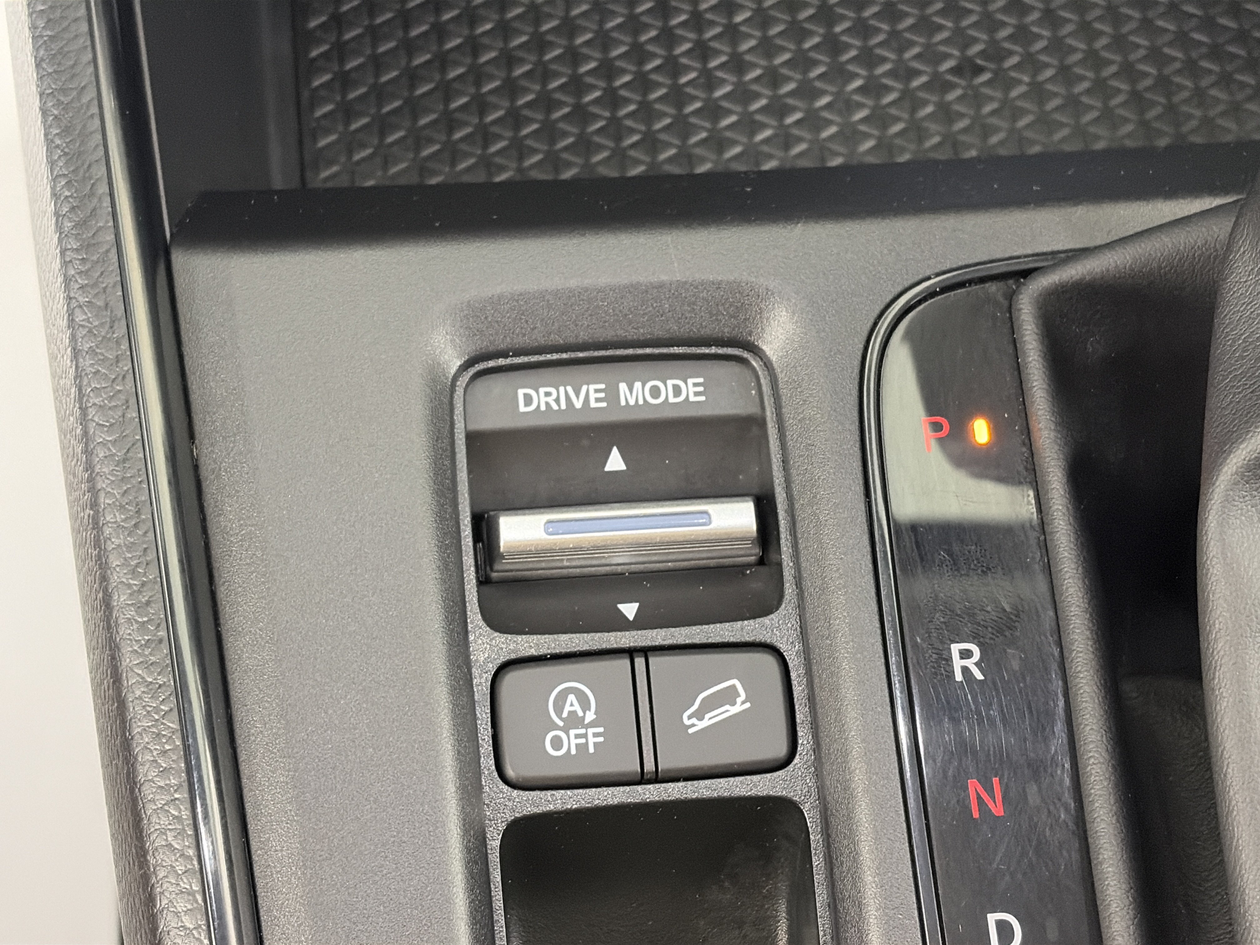 Used 2025 Honda CR-V LX image 22
