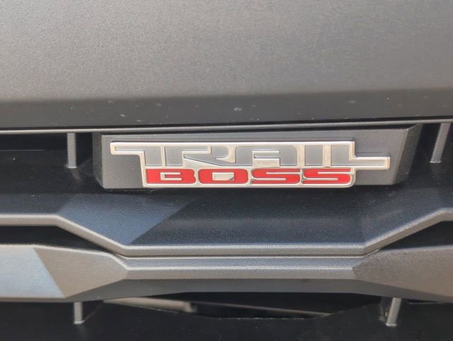 Used 2026 Chevrolet Colorado Trail Boss AWD/4WD image 31