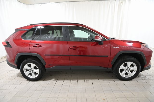Used 2020 Toyota RAV4 LE image 13