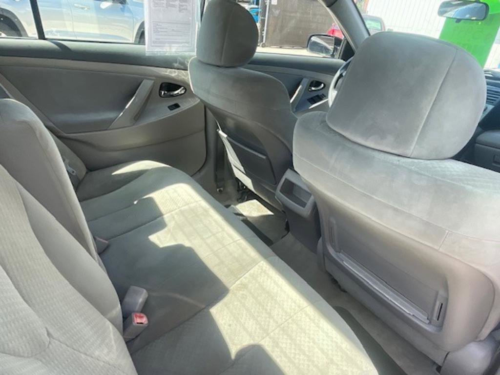 Used 2007 Toyota Camry CE FWD image 13