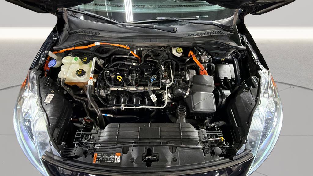 Used 2021 Ford Escape Titanium w/ Titanium Elite Package image 30