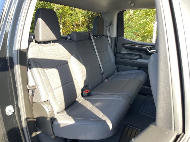 Certified 2024 Chevrolet Silverado 1500 LT AWD/4WD image 26