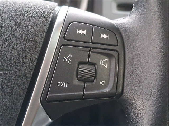 Used 2017 Volvo S60 T5 Dynamic w/ Vision Package image 19