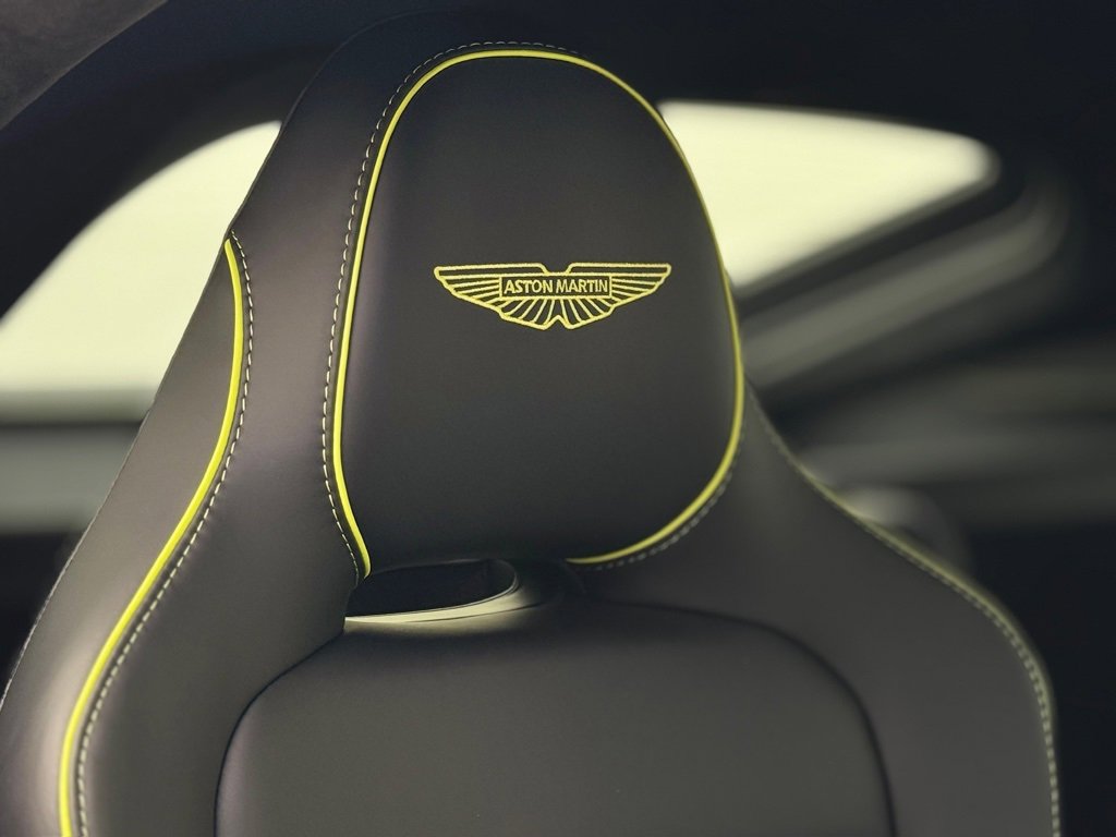New 2025 Aston Martin V8 Vantage Coupe image 29