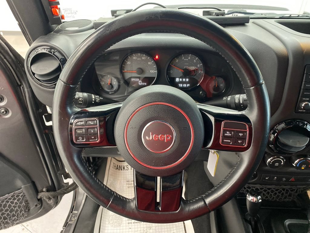 Used 2016 Jeep Wrangler Unlimited Sahara AWD/4WD image 15