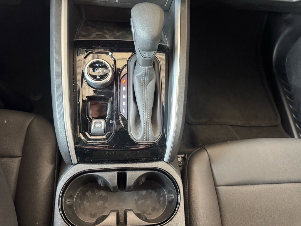 Used 2024 Chevrolet Colorado Trail Boss w/ Advanced Trailering Package image 19