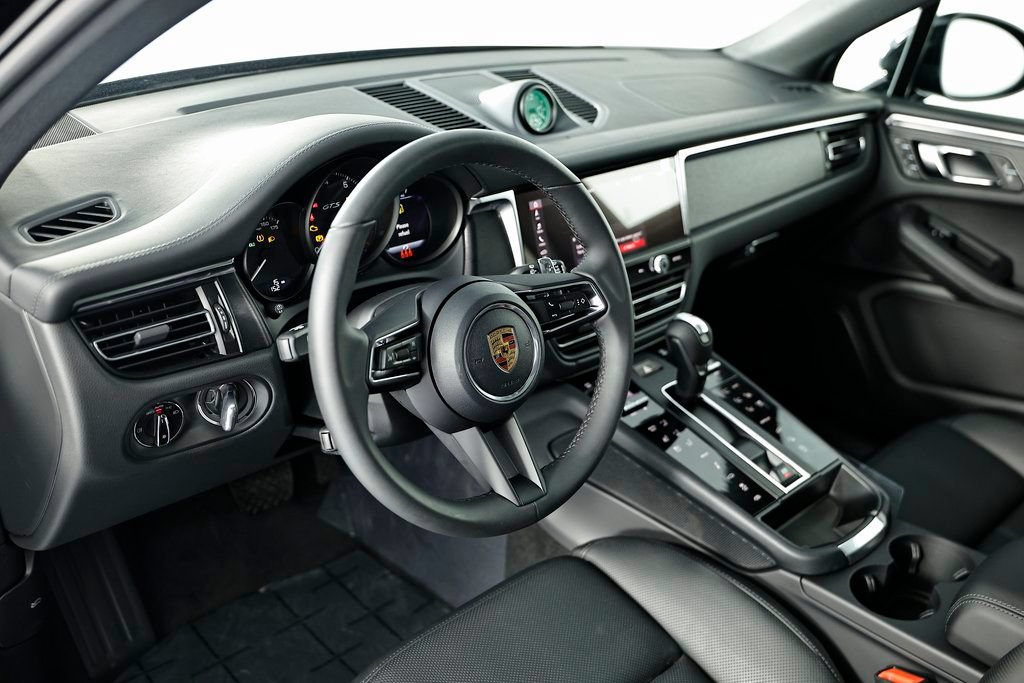 New 2026 Porsche Macan GTS AWD/4WD image 22