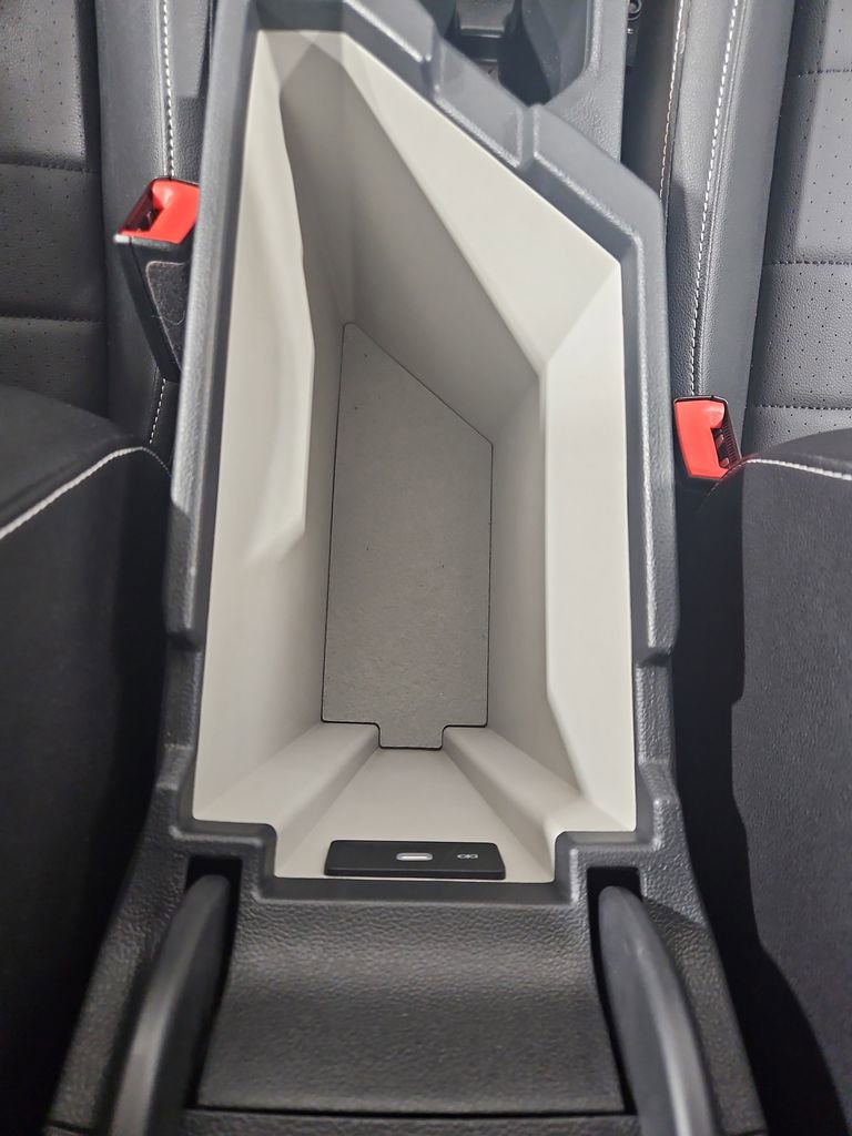 Certified 2023 Volkswagen Jetta SE FWD image 25