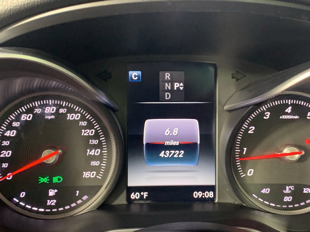 Used 2017 Mercedes-Benz C 300 Sedan image 24