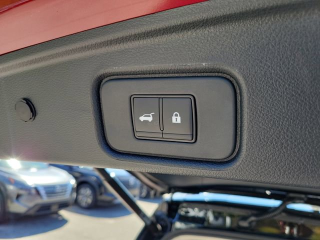 New 2026 Nissan Pathfinder Platinum image 28