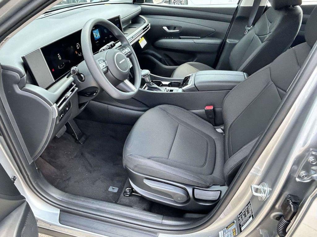 New 2026 Hyundai Tucson SE FWD image 38