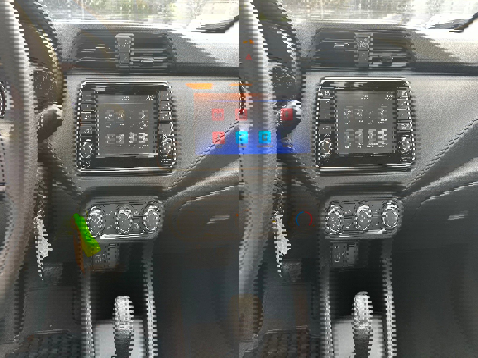 Used 2024 Nissan Versa S w/ Trunk Package image 25