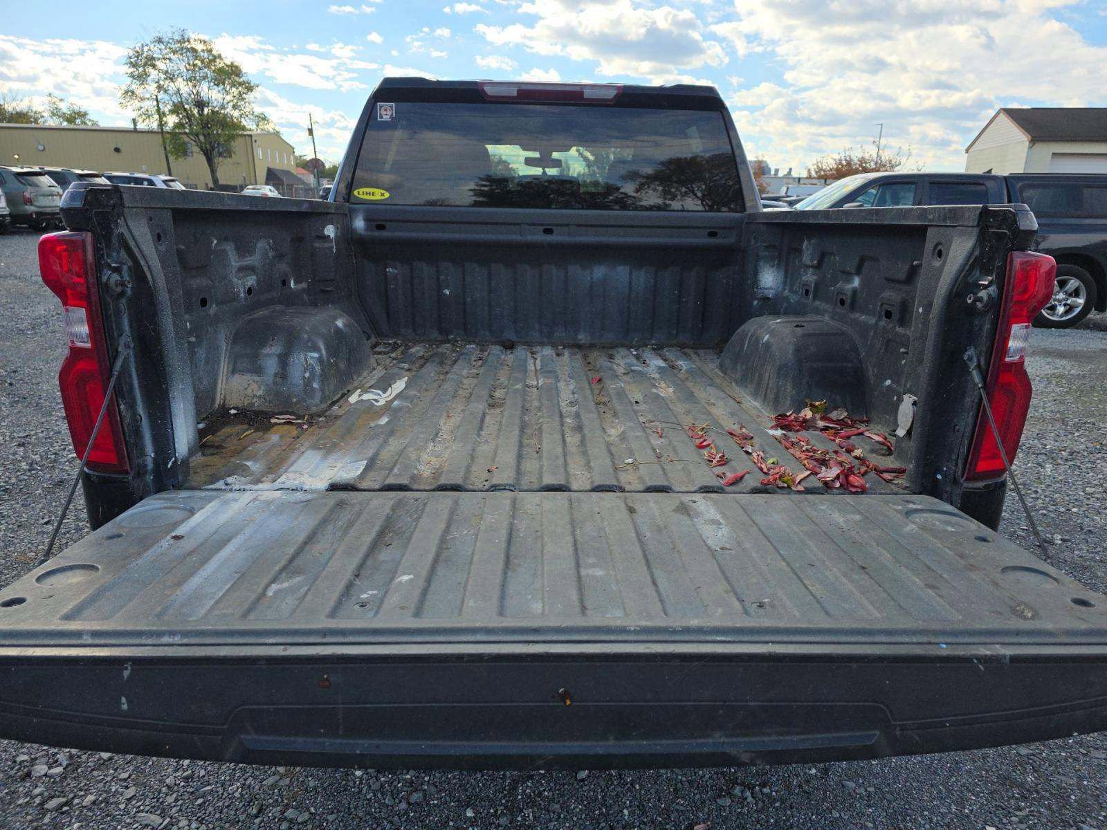 Used 2021 Chevrolet Silverado 1500 Custom image 18