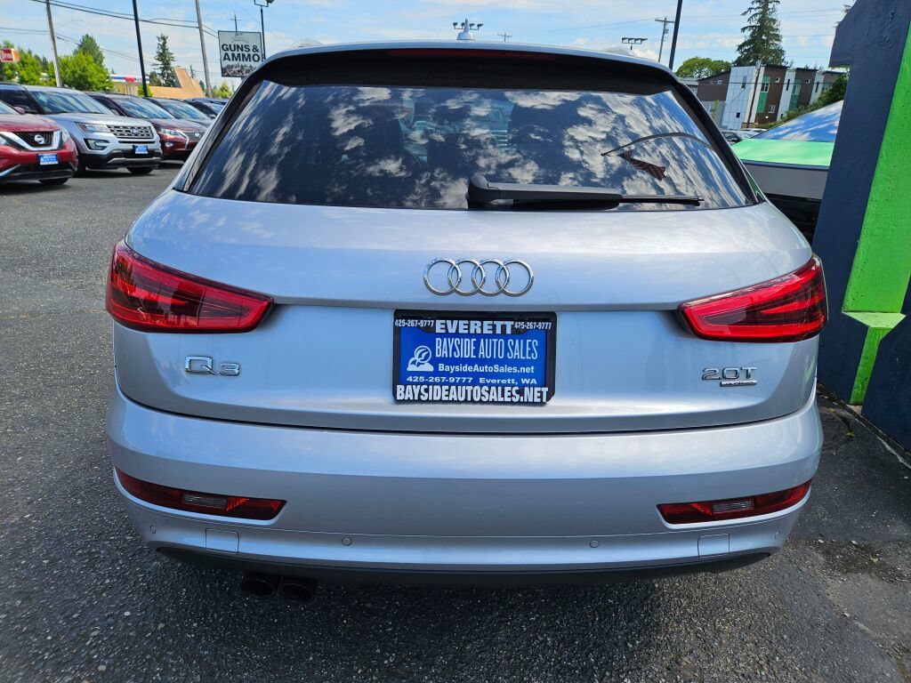 Used 2015 Audi Q3 2.0T Prestige w/ Prestige Package AWD/4WD image 4