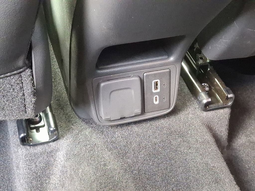 Used 2025 Chevrolet TrailBlazer ACTIV w/ Convenience Package image 11