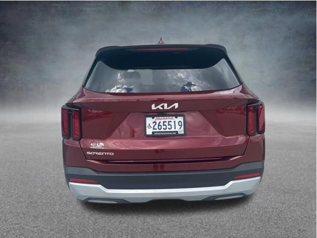 Used 2025 Kia Sorento LX FWD image 6