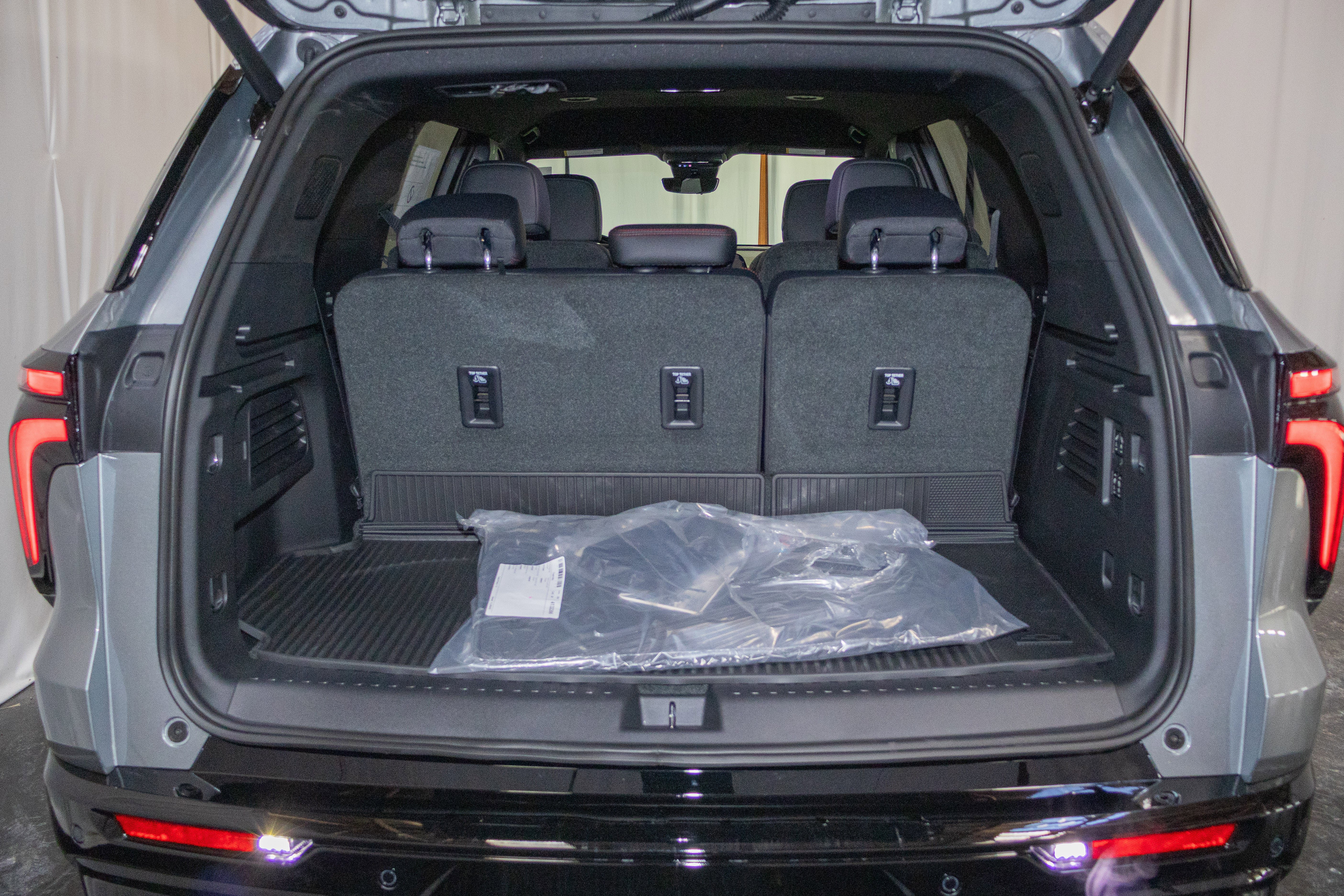 New 2026 Chevrolet Traverse RS image 11