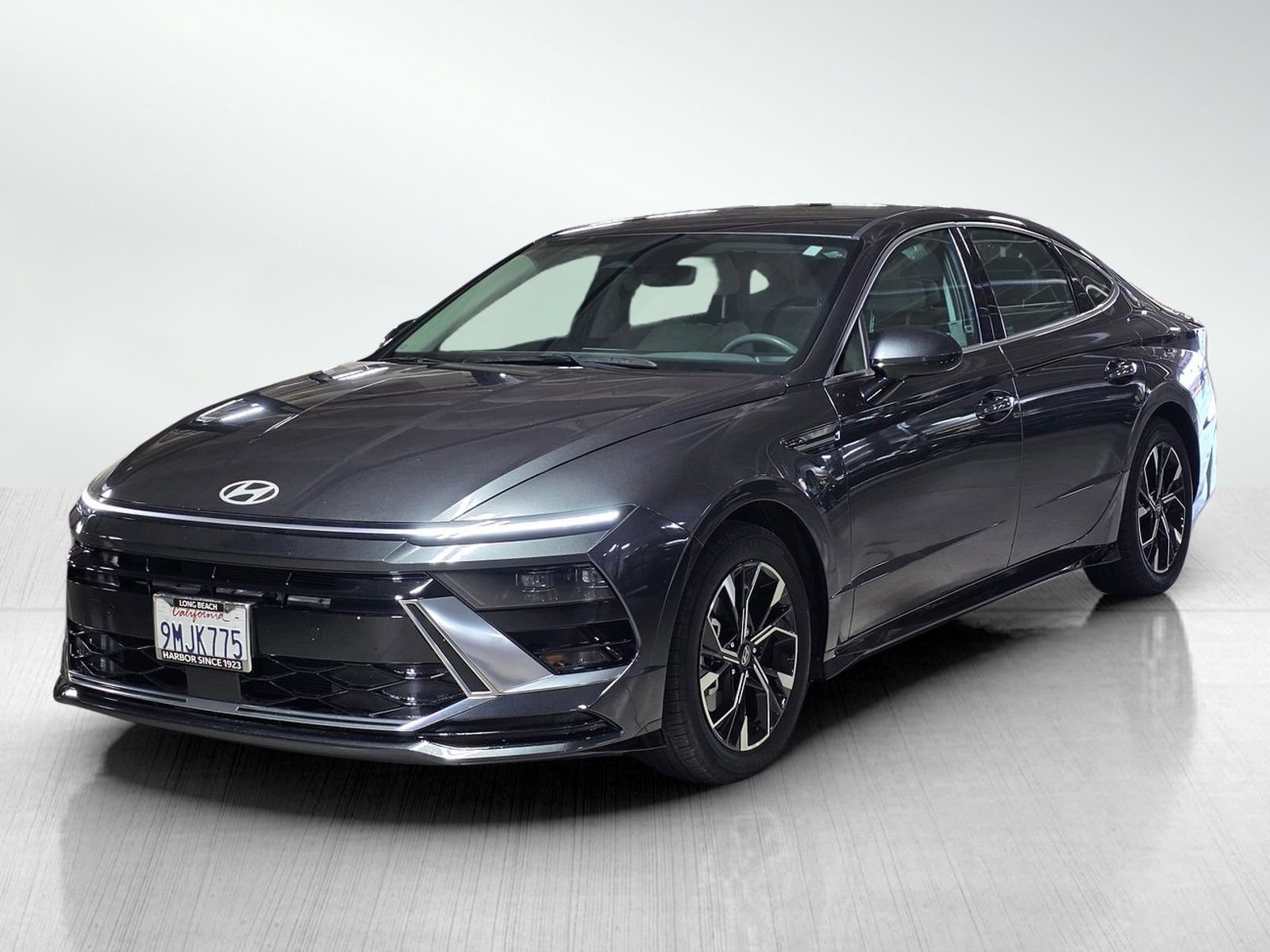 Used 2024 Hyundai Sonata SEL FWD image 3
