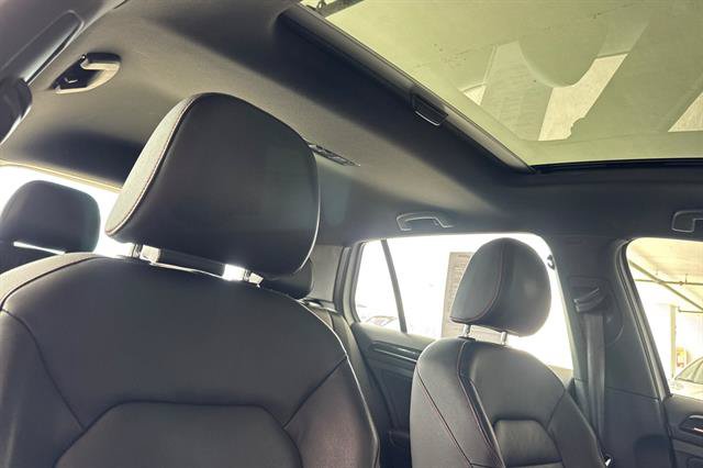 Used 2015 Volkswagen GTI SE w/ Lighting Package (SEL) FWD image 18