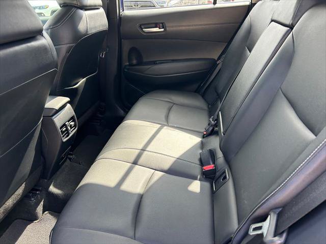 Certified 2022 Toyota Corolla Cross XLE w/ Convenience Package FWD image 16