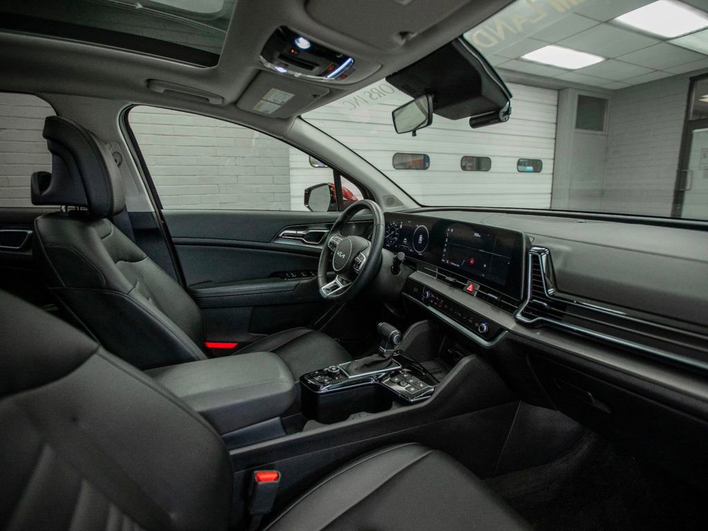 Used 2024 Kia Sportage SX image 15