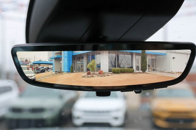 Used 2024 GMC Sierra 3500 Denali Ultimate image 34